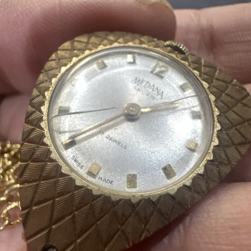 Working Vintage Medana Lever Gold Tone Mechanical Manual Wind Pendant Watch Runs